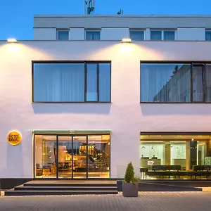 https://golf-hotel.praguehotelsweb.com