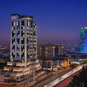 حياة سنتريك ليفنت إسطنبول تركيا