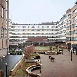 https://hilton-helsinki-strand.tophotelshelsinki.com