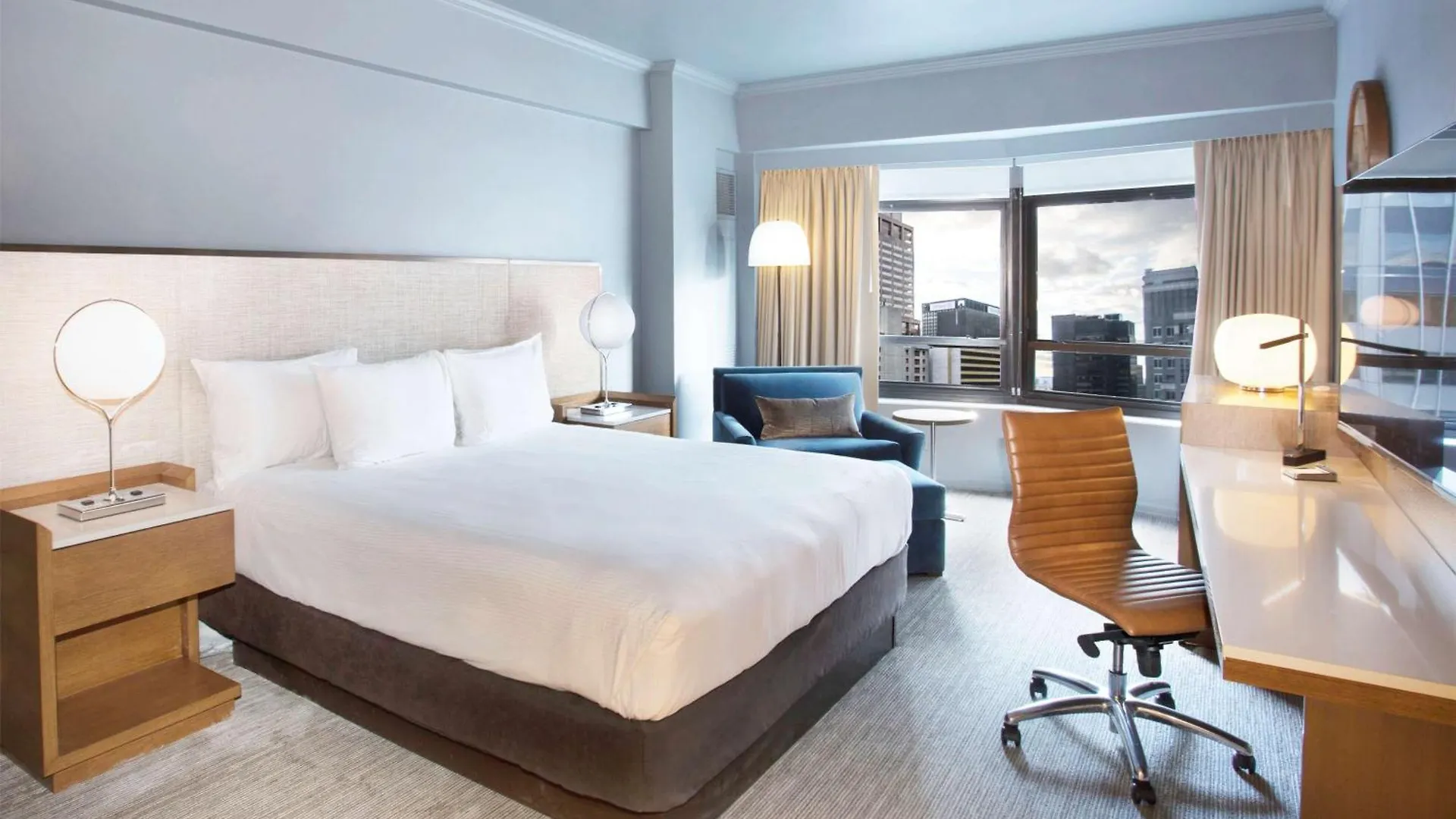 New York Hilton Midtown Hotel 4*, New York